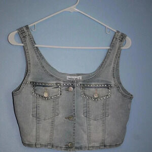 Vanilla Star NWOT Button Front Cropped Jean Tank Top Size Medium